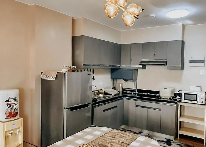 Spacious Family 2 Br Condo, Free Swimming Pool&gym *